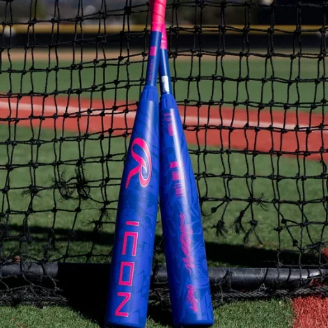 Rawlings Icon bats against the batting cage